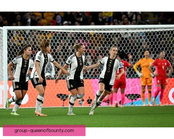 巴海亚BA女足三比一力克桑托斯女足强势晋级展现统治力与团队默契 巴海亚BA女足三比一力克桑托斯女足强势晋级展现统治力与团队默契